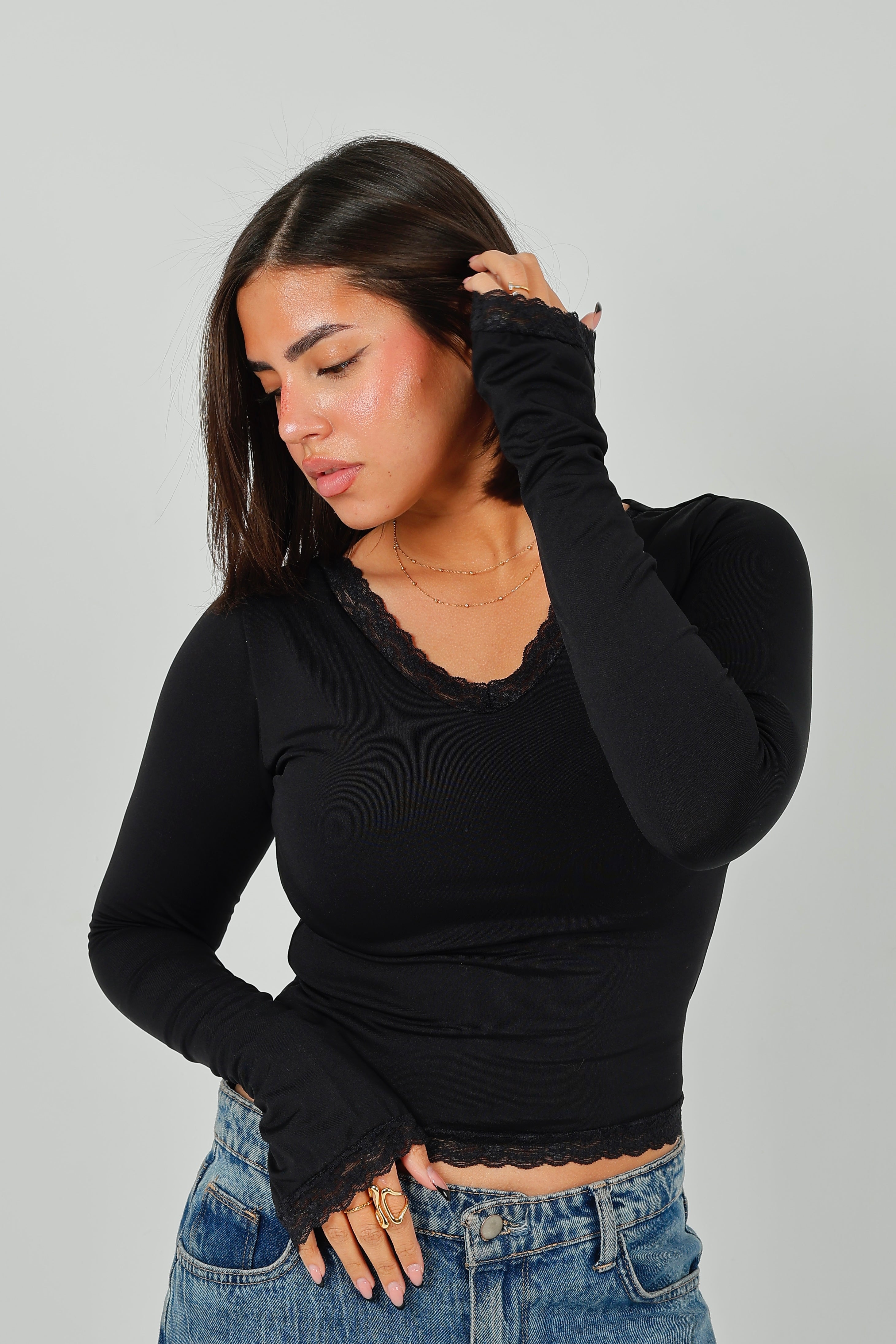V-Basic Top Full Lace