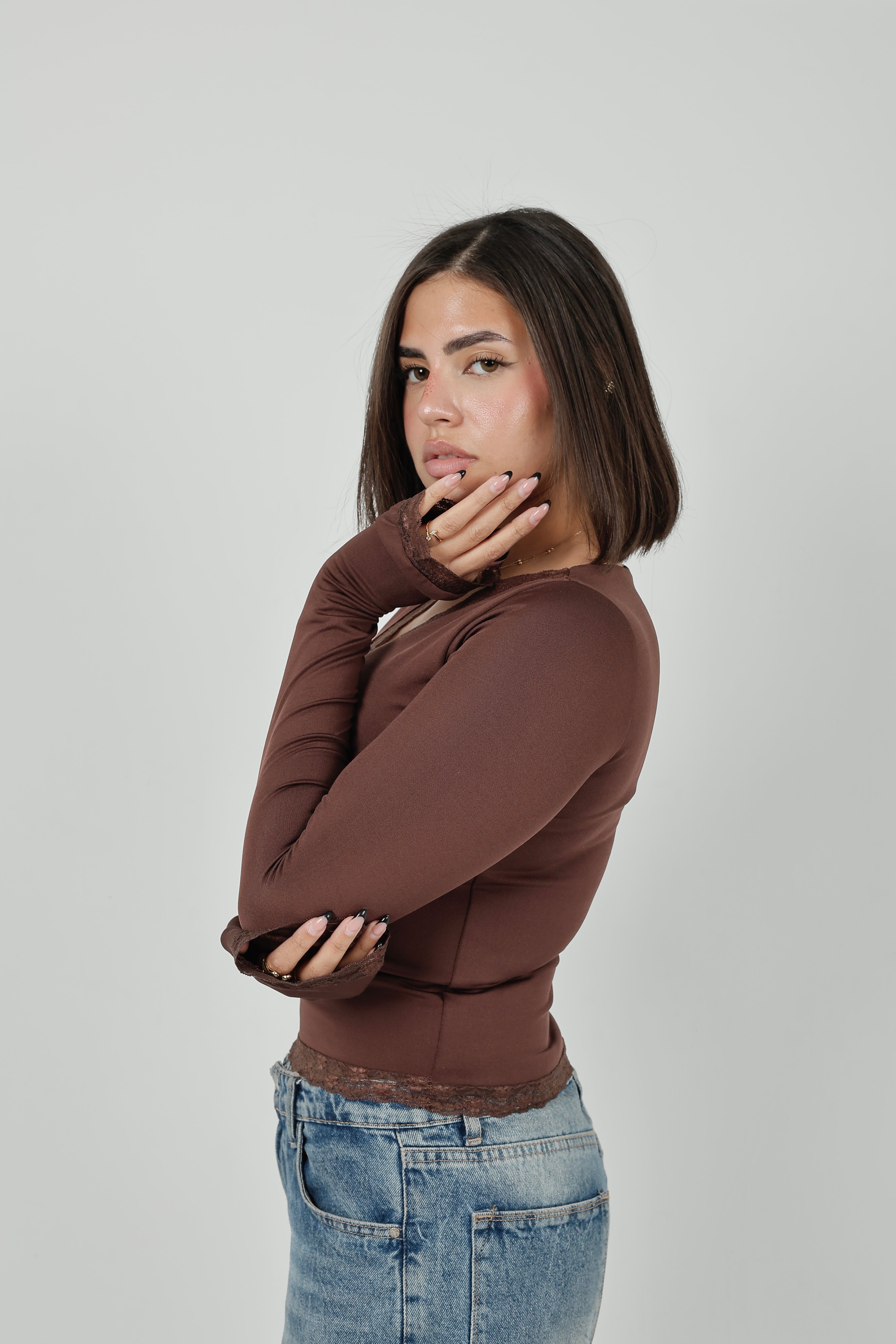 V-Basic Top Full Lace