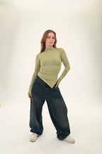 High neck V Top