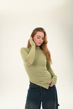 High neck V Top