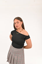 OFF SHOULDER TOP