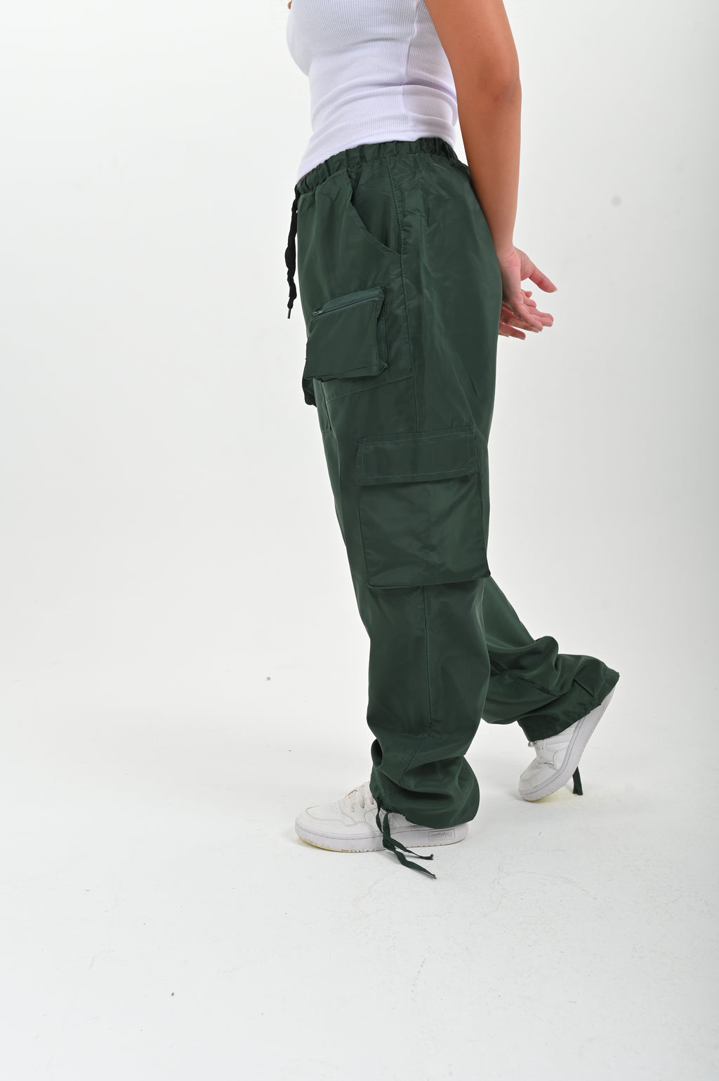 parachute pant