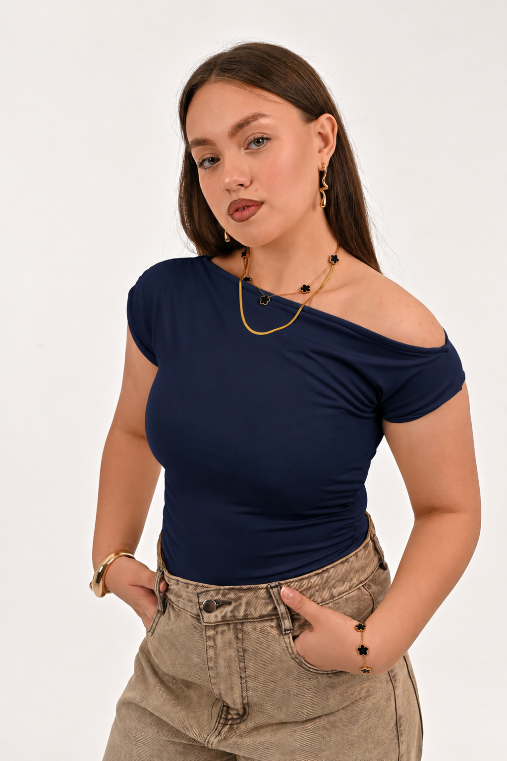 OFF SHOULDER TOP
