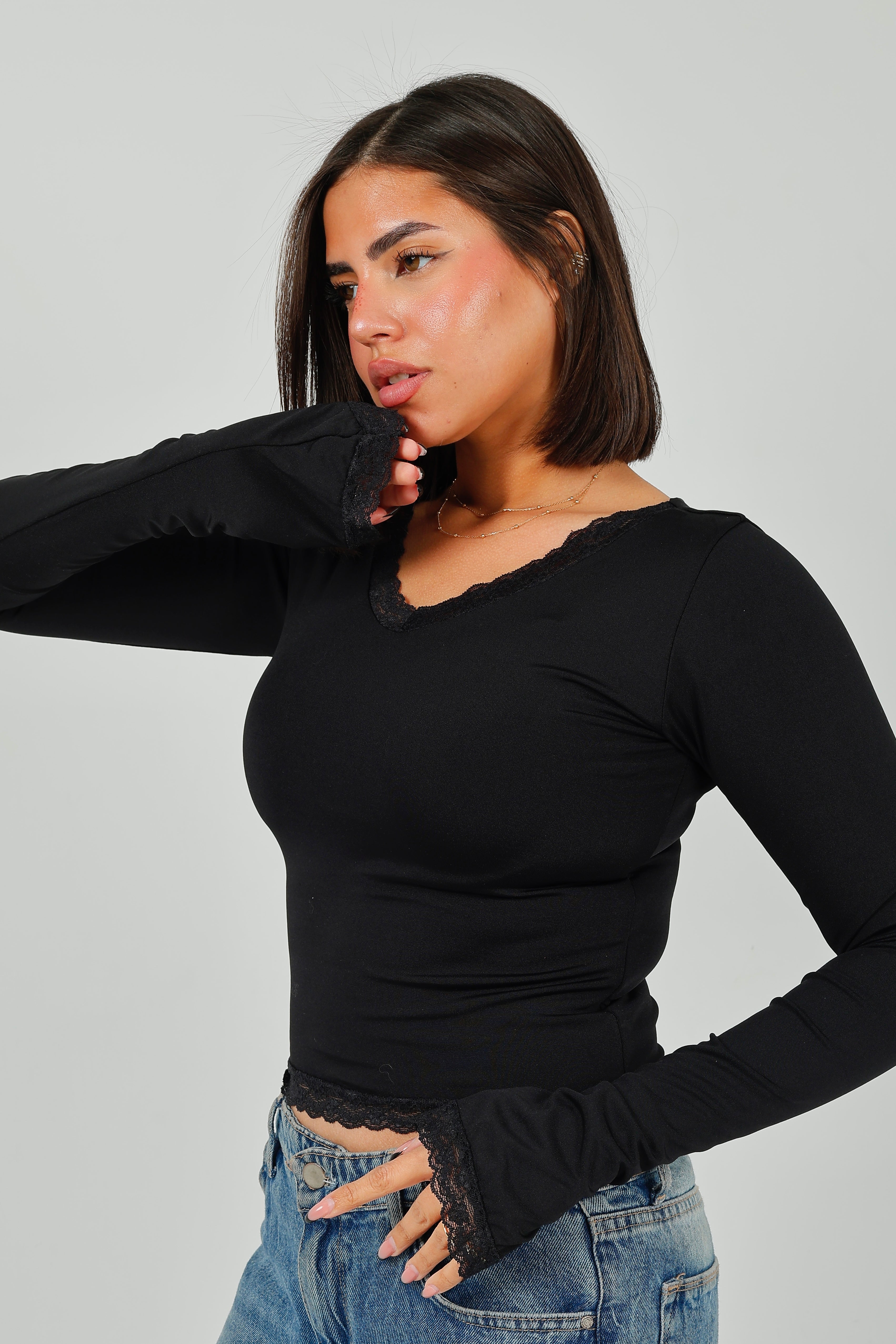 V-Basic Top Full Lace
