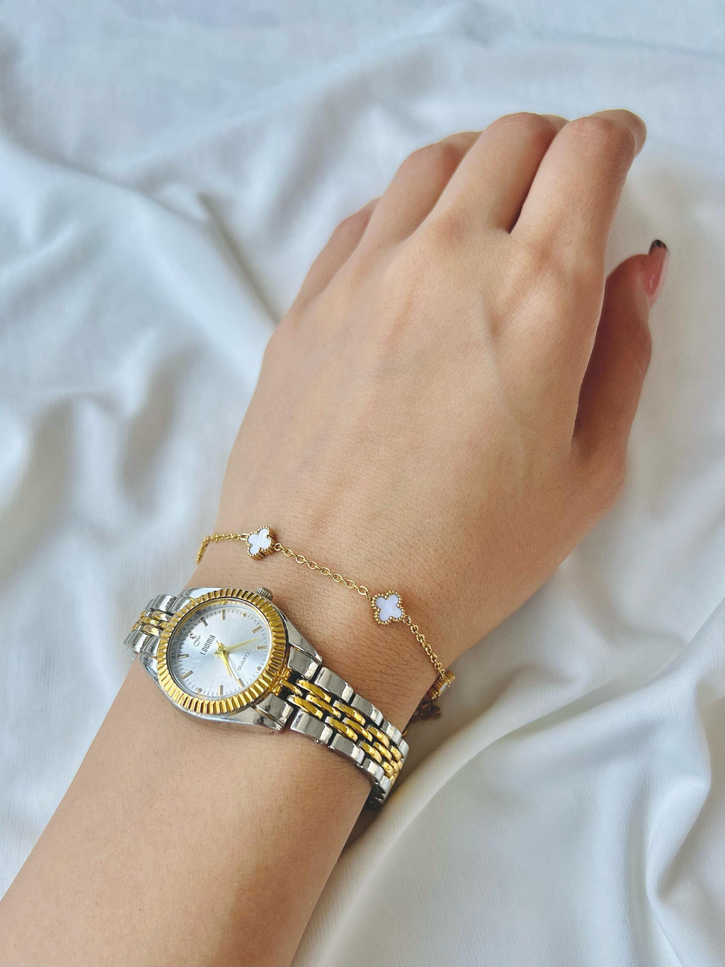 انسيال فان كليف صدف جولد ابيض